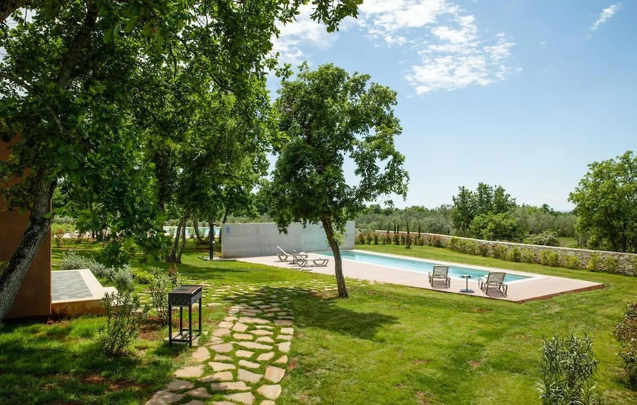 Luxury Villa Voliera With Wellness In Vodnjan 0*,  Croatia