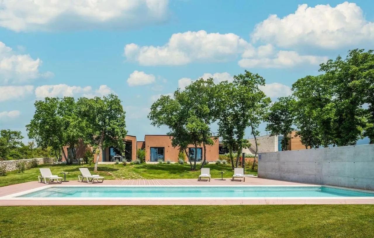 Luxury Villa Voliera With Wellness In Vodnjan